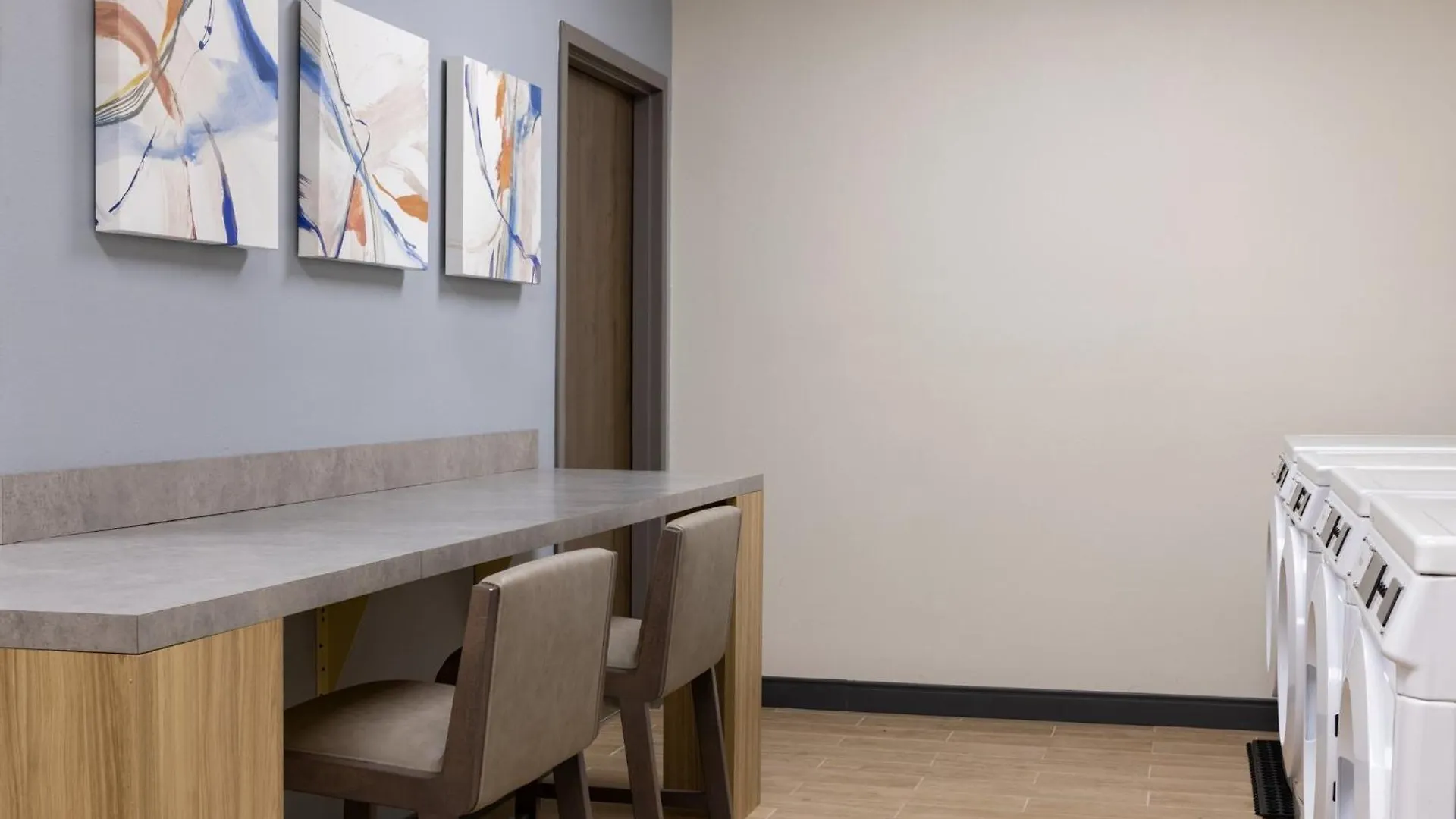 Candlewood Suites West Memphis By Ihg Отель